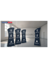 Soporte para pancarta de tela con parte superior en ángulo