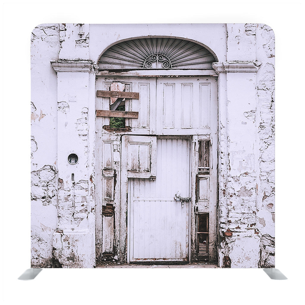 Old Rusty Door Backdrop - Backdropsource